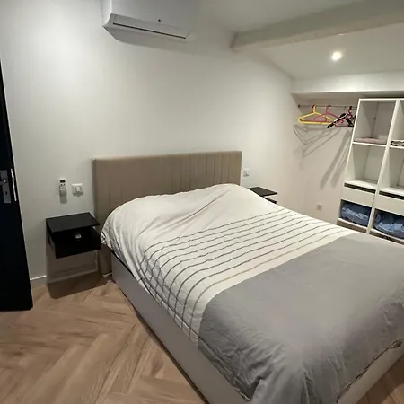 Moderne Au Bord De Et Des Plages, Avec Un Parking Апартаменты Фрежюс